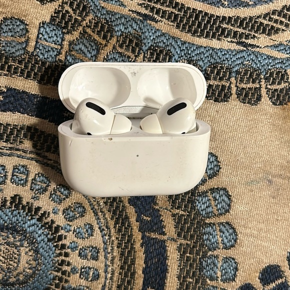 AirPod Pros